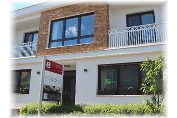 Austria Privát Podersdorf am See, Exterior